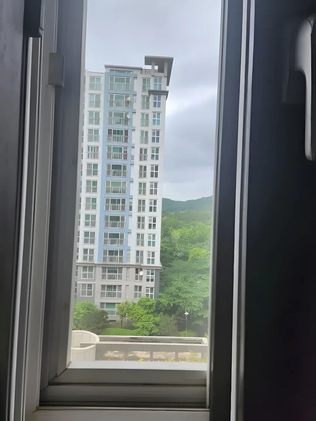 일산 스텐 방충망 시공 사례